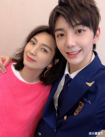 李兰迪|恋爱脑的洪欣：三番两次被男人骗，连李嘉欣都骂她是“蠢女人”！