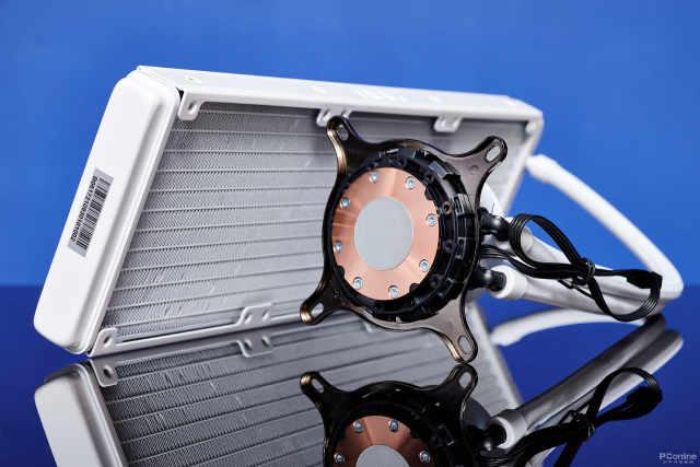 主板|扛起12代酷睿普及大旗！INTEL性价比座驾B660吹雪D4主板正式降临