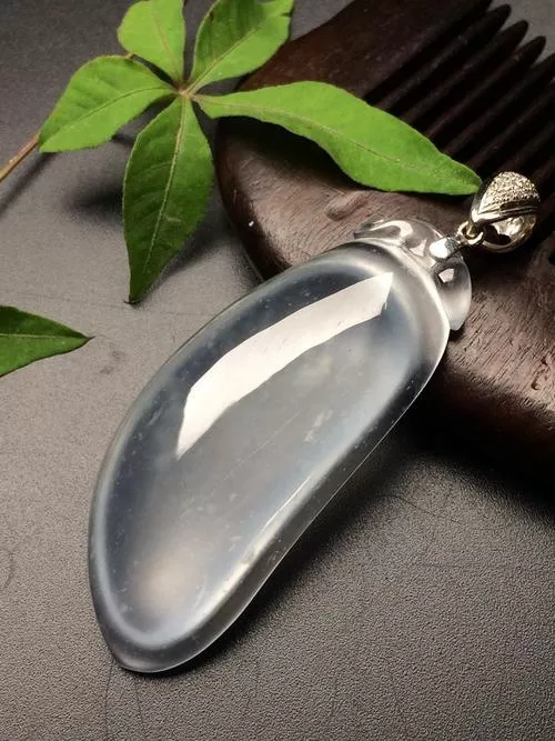 翡翠|玩转翡翠之必备知识