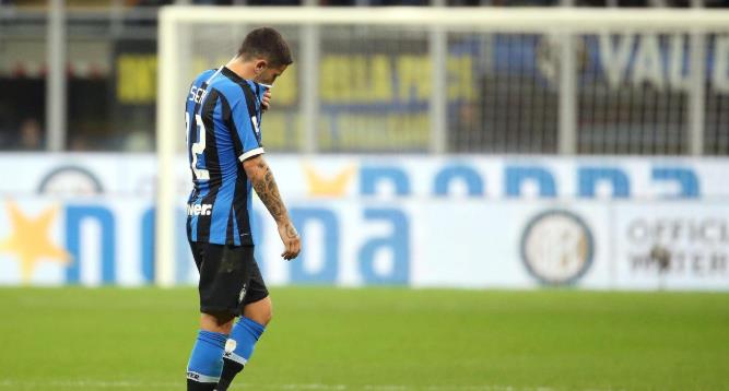 小超侃事|42场3球2助！还是玻璃人！张康阳白搭2000万欧，被孔蒂坑惨了