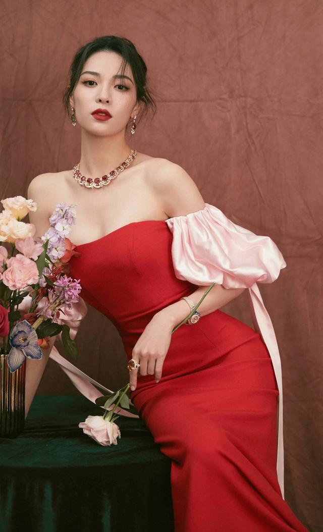 童瑶|小崔爱吃瓜：杨紫，李现，钟楚曦，童瑶，张哲瀚