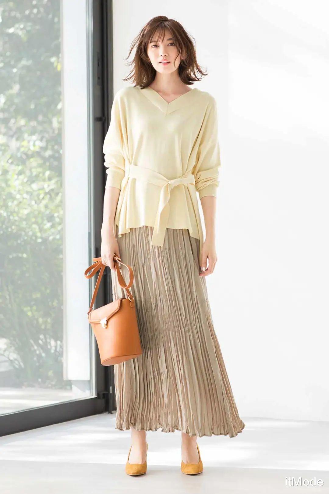 itMode|早秋必穿百褶裙，稳赢！