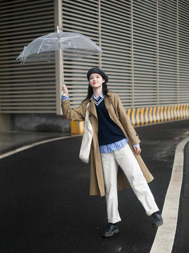 穿衣搭配 微胖女孩如何穿衣服显瘦?针织衫搭配半身裙显瘦又优雅,魅力十足