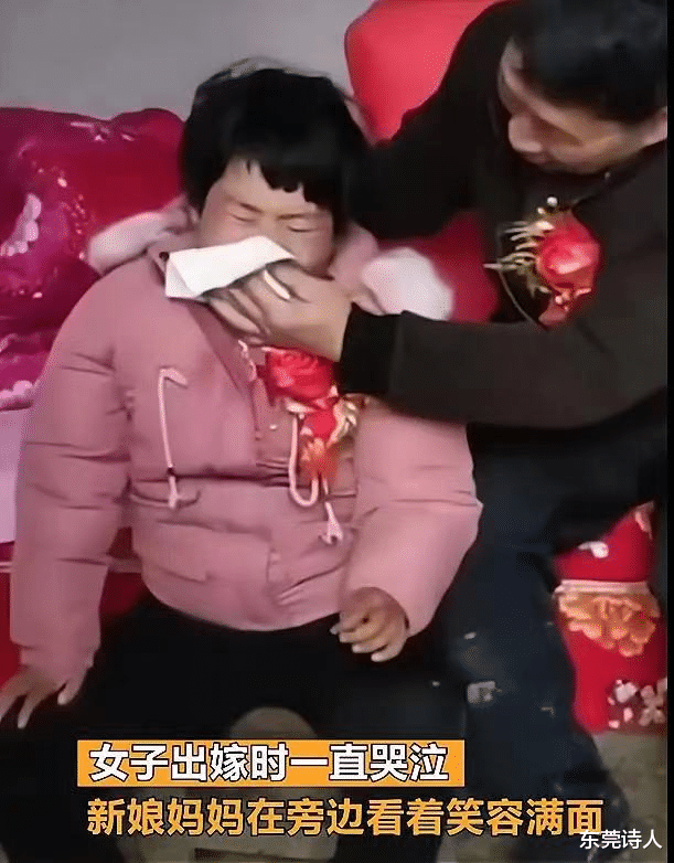 东莞诗人 22岁智障女嫁55岁老汉是悲剧？你知道杨振宁比翁帆大几岁吗？