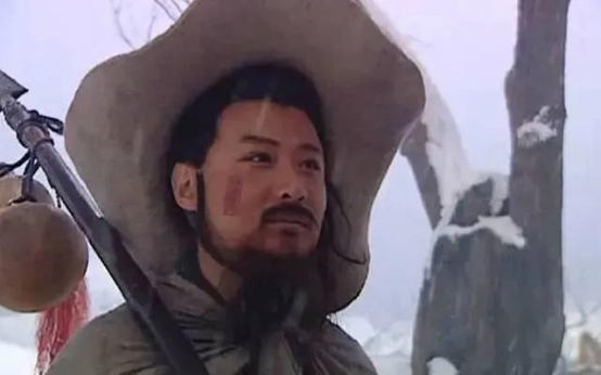 奚美娟|“满贯影后”奚美娟：与潘虹同窗，39岁产子被弃，前夫已另娶