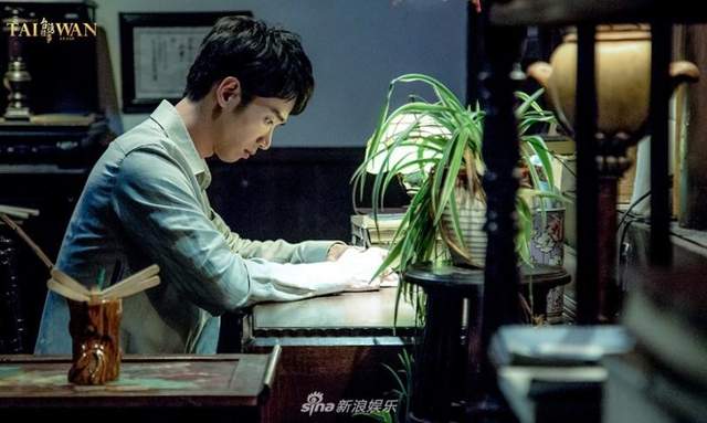掌中趣事 杨岚航完美男主人设为什么突然不香了？原来是因为他