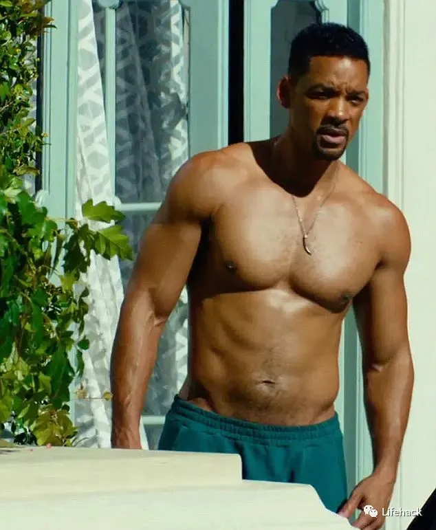 威尔·史密斯|52岁威尔史密斯近照曝光：发福油腻吓坏网友，整个人都崩坏了