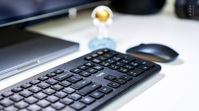 求职|百元内值得入手的办公室无线静音键鼠套装,雷柏X2000上手分享