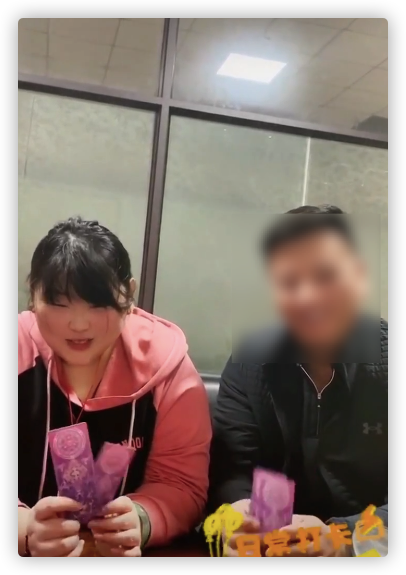 张婧仪|大衣哥女儿近照曝光，烫头染发造型洋气，减肥后性格开朗变化大