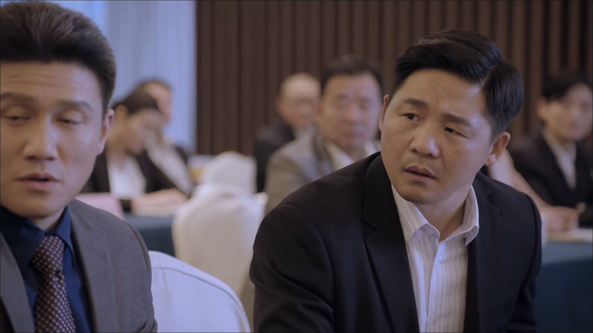 齐本安|突围:齐本安与石红杏都被耍了 吴斯泰看似愚蠢 其实很聪明