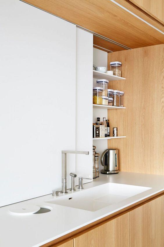 头一次见这种厨房新设计,腾出灶台前15cm,厨房越用越好用