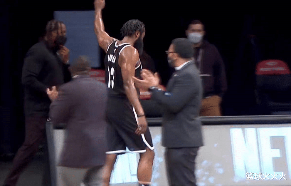 詹姆斯·哈登|連拿10分！哈登一波流收比賽，格林跳舞慶祝，賽后談及球隊現(xiàn)況