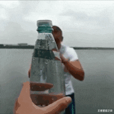 王者星座之说|女同学摆地摊被我遇到了，全是她用过的东西，你们说我该选哪个呢？哈哈哈哈