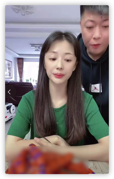 谢永强|谢永强媳妇卖货太拼，自曝患囊肿刚出院，否认宫外孕称暂不要二胎