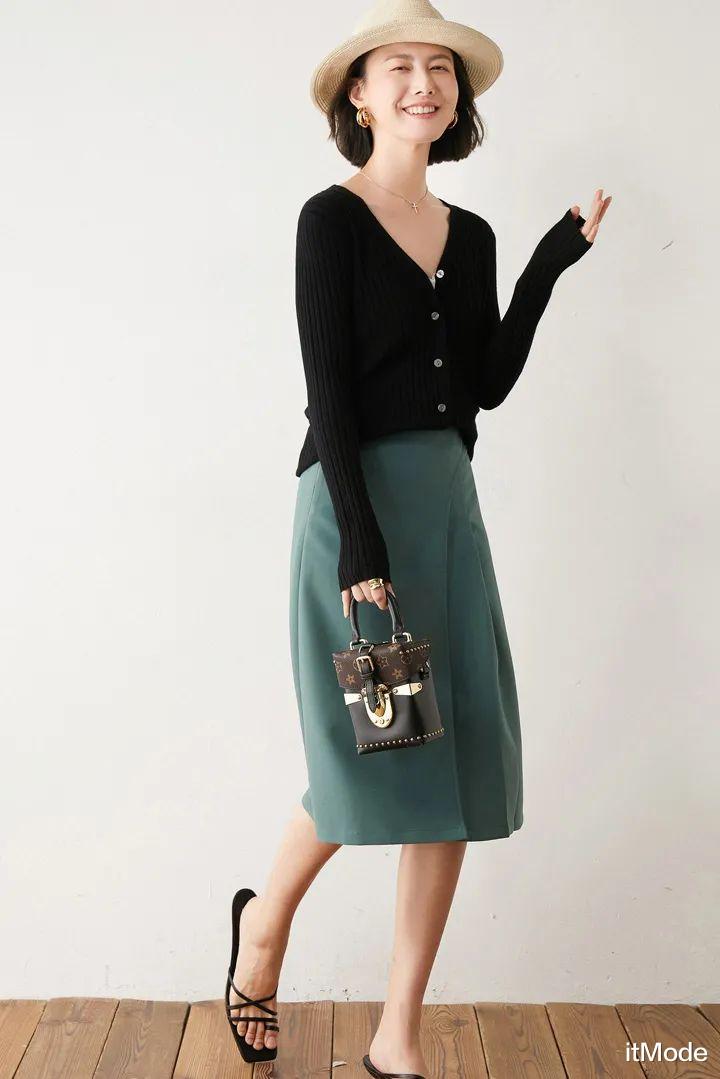 itMode|针织衫+半裙=秋天最养眼混搭CP，显瘦又高级！