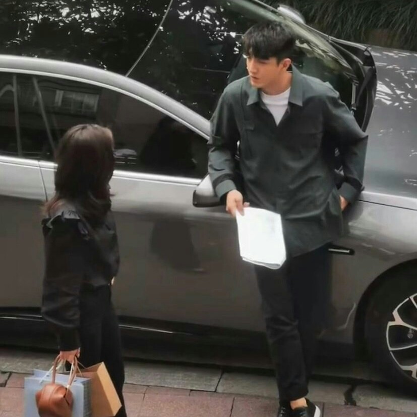 王子文|王子文金瀚苏州拍新剧，吴永恩探班，戏里甜，戏外更甜！