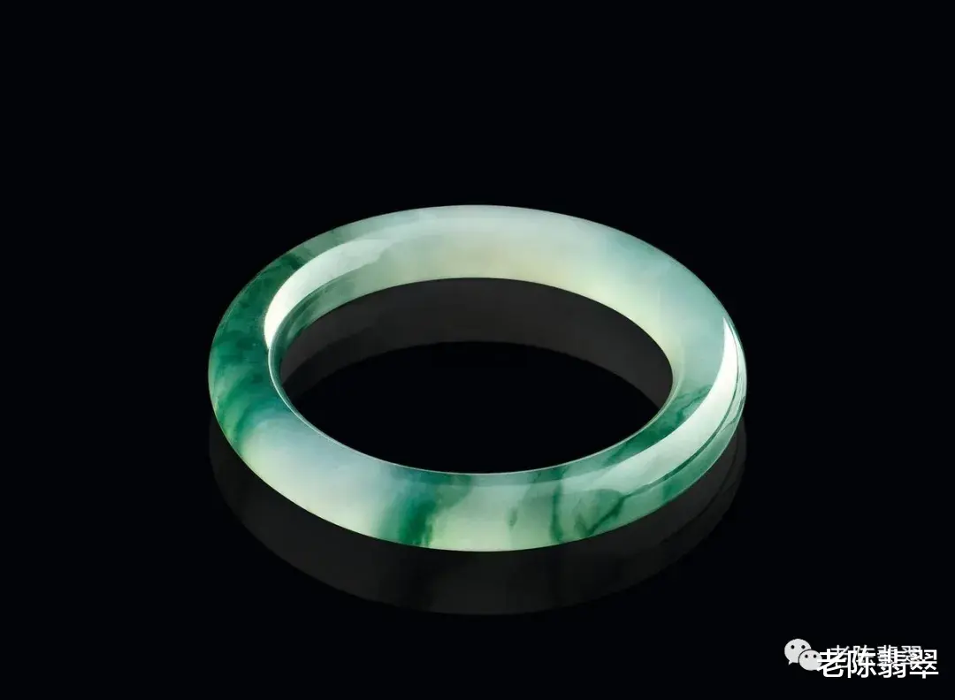翡翠手镯|戴久的翡翠会有什么变化？