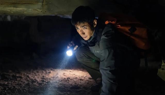 峰爆|《峰爆》口碑两极分化，特效粗糙像游戏，票房不理想或面临亏损