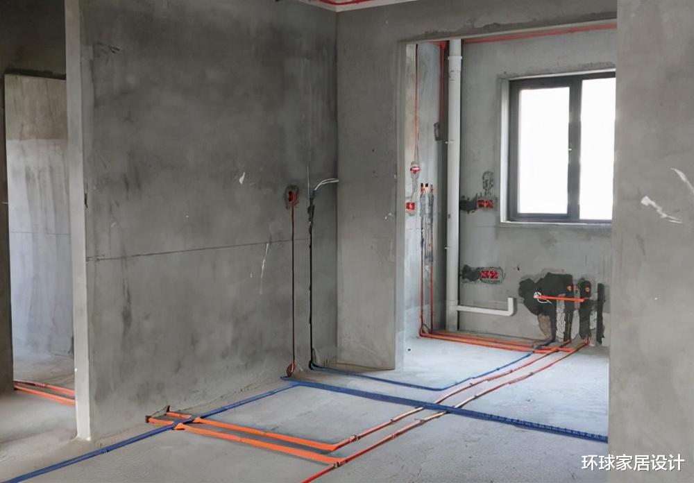 水电应该走顶还是走地?两者有什么区别?听听工头说的大实话