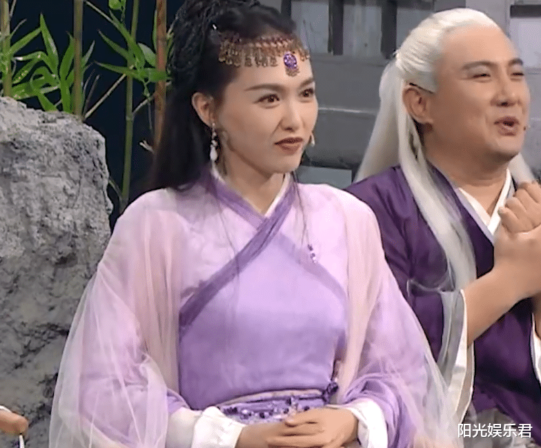 唐艺昕|同样是产后复出，唐嫣和唐艺昕节目同框，四岁的差别真的不一样