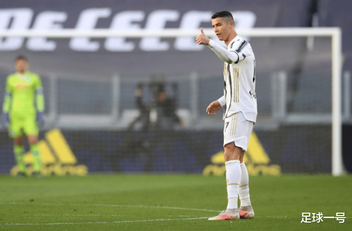 C罗|4500万！36岁C罗再创新纪录，成历史第一人，令尤文成为最大赢家