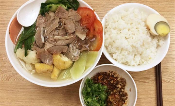 美美家的小厨房 贵州走运了,喜迎一高铁,耗资将近700亿,六盘水居民“笑哈哈”