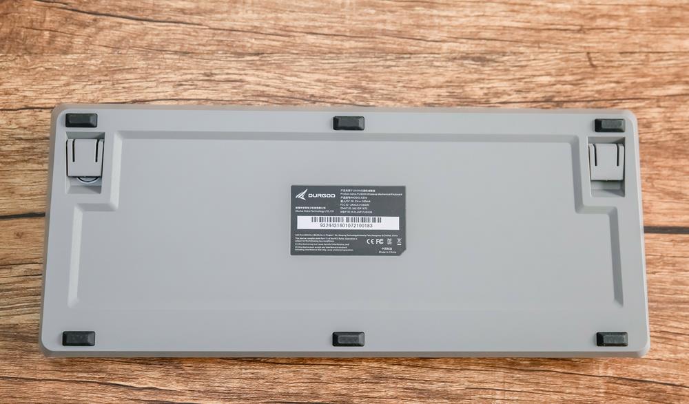 CES|闪回80s电玩时代，致敬怀旧经典，杜伽FUSION三模机械键盘初体验