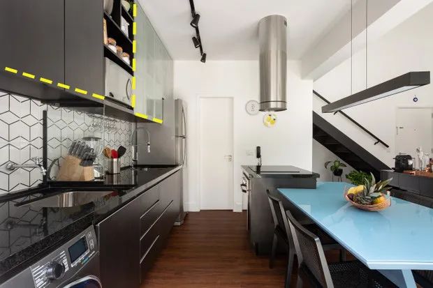 不顾家人反对买121㎡复式,自带10㎡露台做休闲区,比别墅更划算