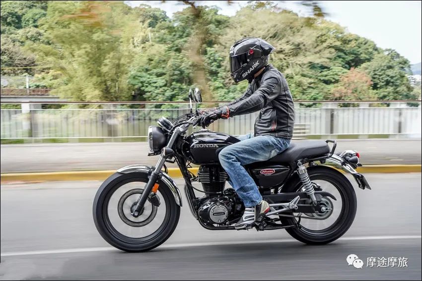 路虎极光|经典复古摩托，本田H'ness CB350试驾测评！