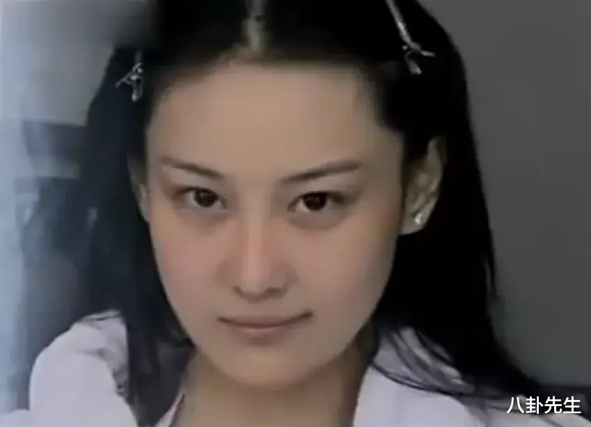 张馨予|《浪姐2》7位女星悄悄变脸？陈小纭脱胎换骨，张馨予旧照认不出