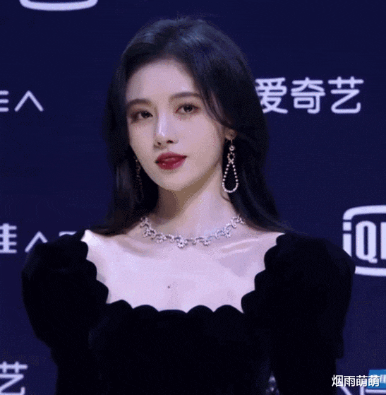 口红|为什么有些女生长得一般,却很讨人喜欢?