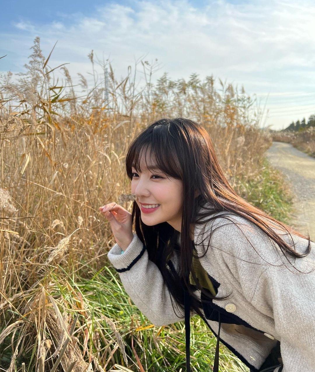 裴珠泫|刘海封印了美貌？Irene裴珠泫公开近况，冬日女神上线