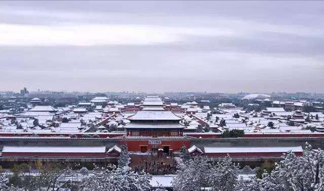 姐姐|分隔39年后，一家人终于团聚，林青霞为姐姐买房、买车？