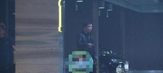 |薇娅近况曝光，被全网封禁后低调不愿露面，买菜都由司机代劳