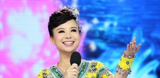 刘赛|她是最美盲人歌手，被军人丈夫捐献眼睛，如今成为央视御用歌手