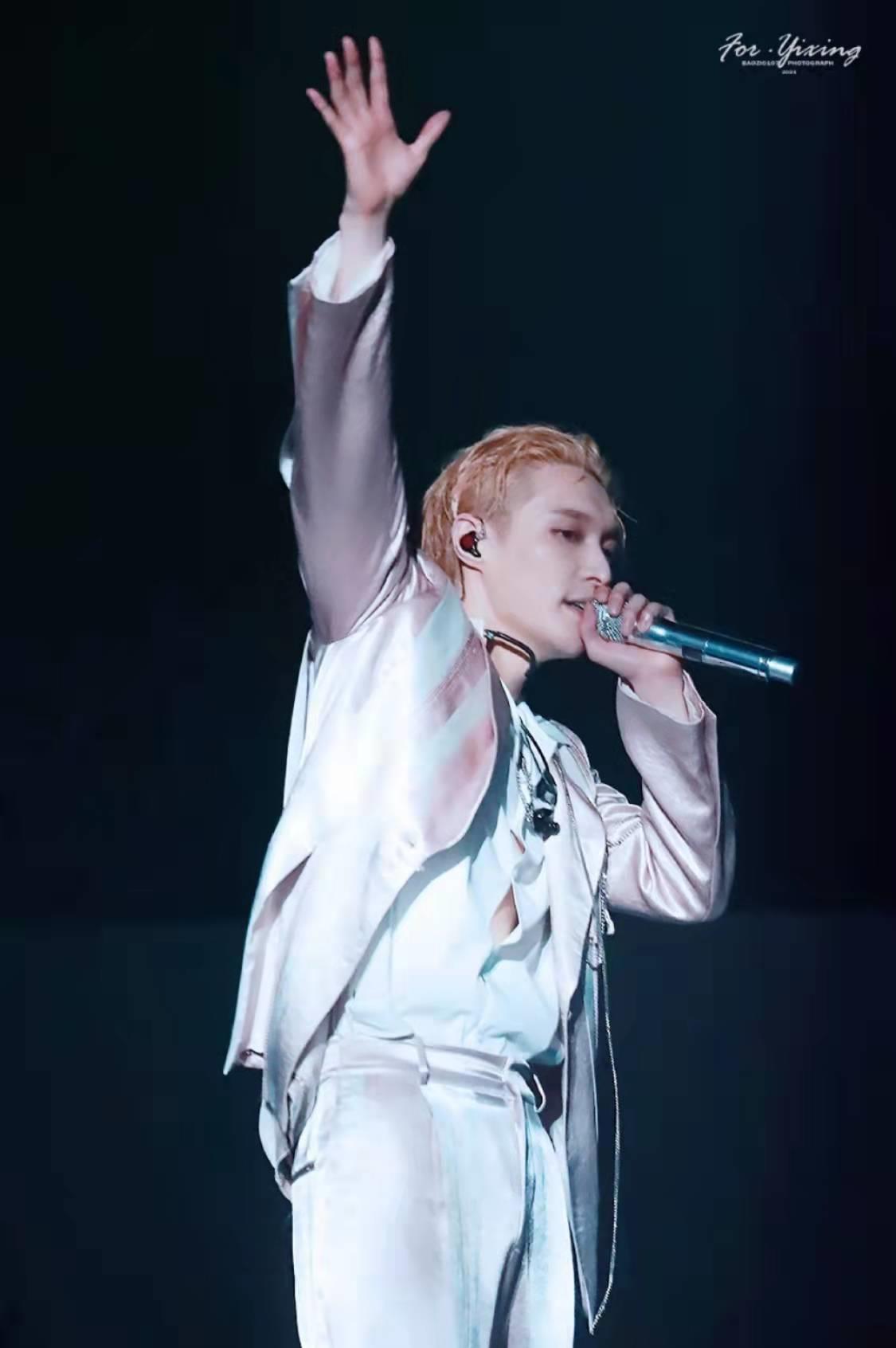 破产|张艺兴新歌《悟》上线：弘扬国风不靠嘴，而是行动！