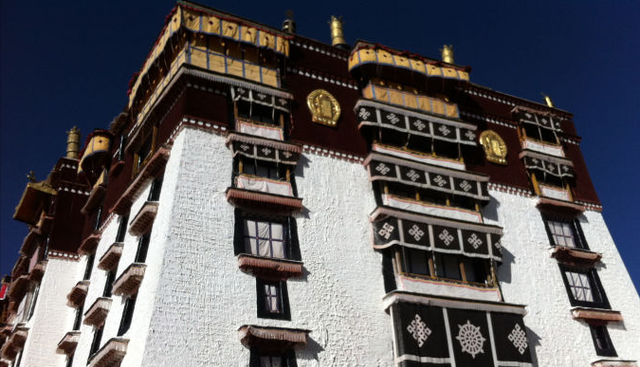 家中大小宝|世界上海拔最高的古代宫堡建筑群,5A级景区,还是人民币背面图案