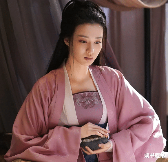 玉骨遥|肖战新剧《玉骨遥》杀青，女二比女主颜值更抢镜，片方在想啥呢？