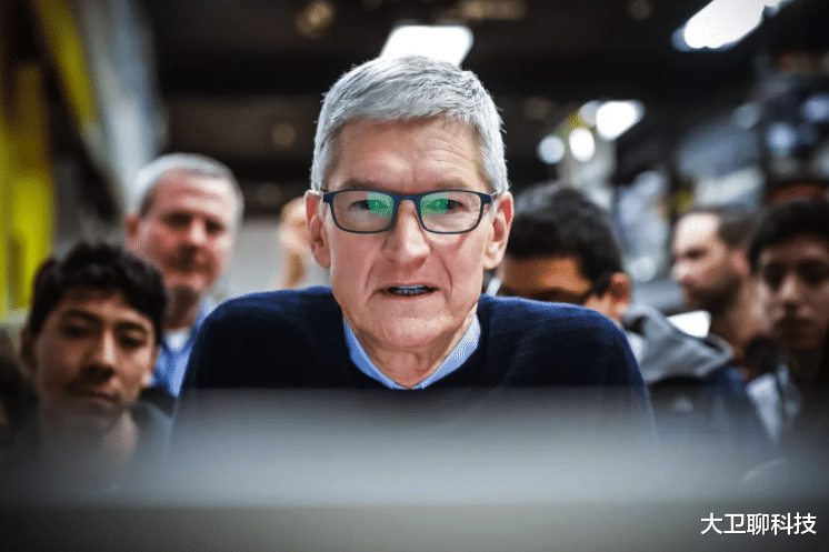 华为|“抱团”并不是什么坏事，对抗外企，团结才能有出路，华为挺住