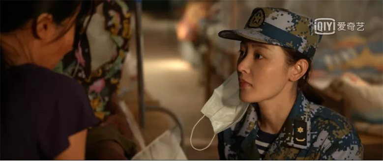 军医|论演员们的造型适配度有多绝!张天爱一袭白衣尽显军医风采!