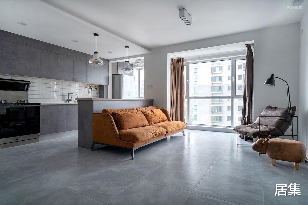 用绿色装点家居，让家充满生机和活力，入户就觉得舒适