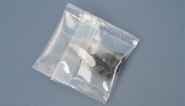 宓听枫|显卡不限速高速路！酷冷至尊PCIe 4.0显卡转接延长线套装图赏