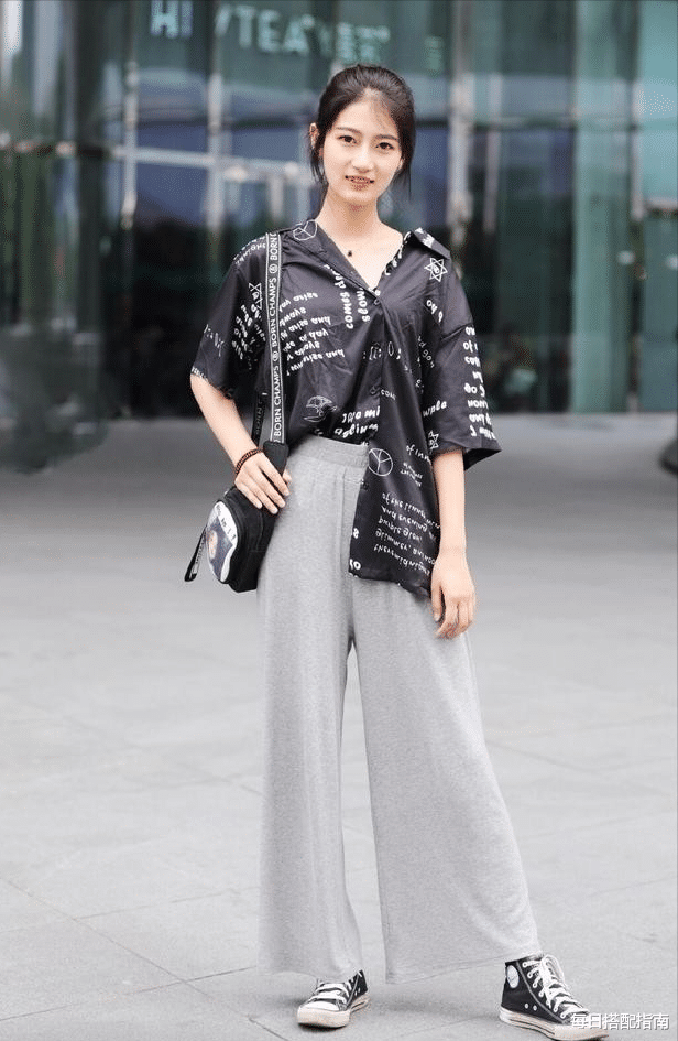 穿衣搭配|夏天上班怎么穿？这4个搭配思路送给你，简约精致又时髦