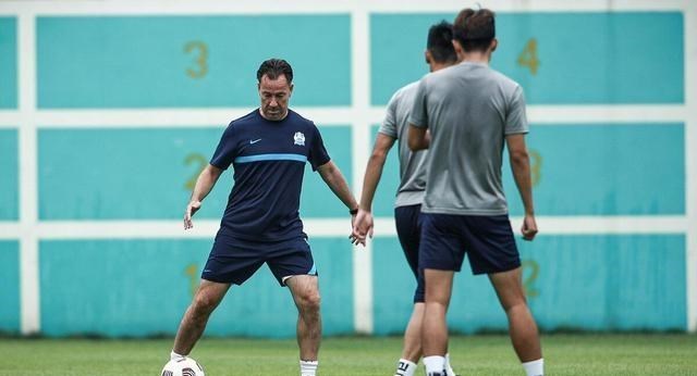 木莲点妈妈|中超16岁“神秘武器”曝光，1米82快马完成报名，小学百米12秒