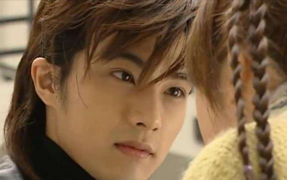 张智尧|6位长得帅却不火的男星：周渝民演技被嘲，张智尧佛系心态