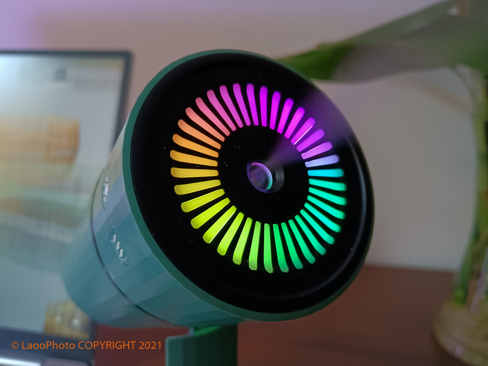 加湿器|润色冬日空调的干燥，Orico RGB灯效的USB加湿器