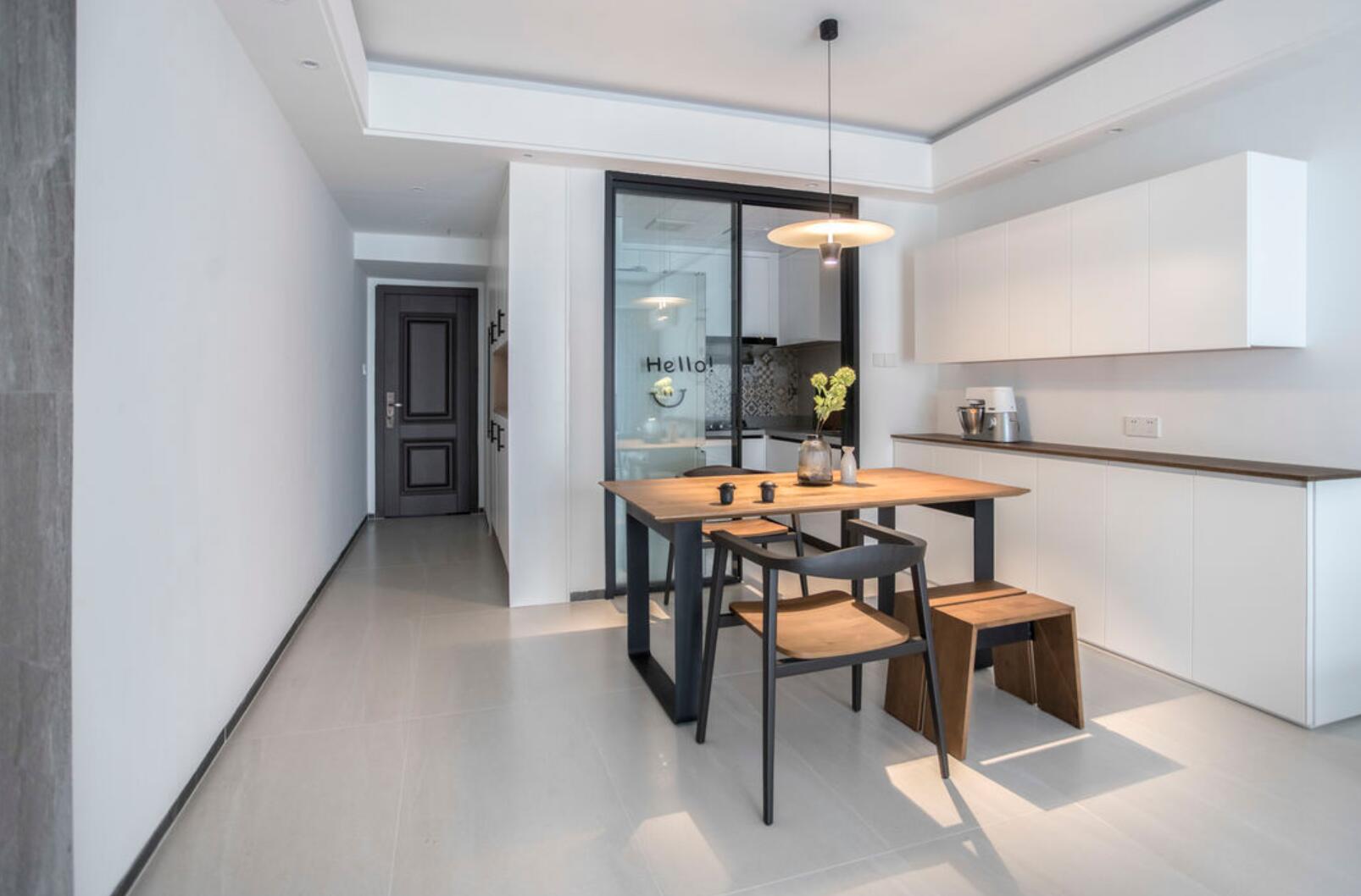 |112㎡的新家,她坚持不设玄关,入户一眼到底,看起来真通透