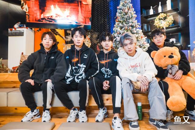 穿越火线|清清两年六次进入总决赛，巅峰期可称KPL第二边路，网友：KPL劳模