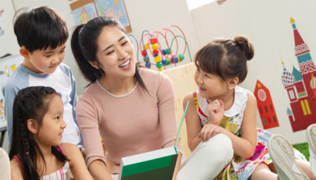 梓琪育儿说|以前中师生教高中，如今清北博士教高中，教育质量得到提高了吗？