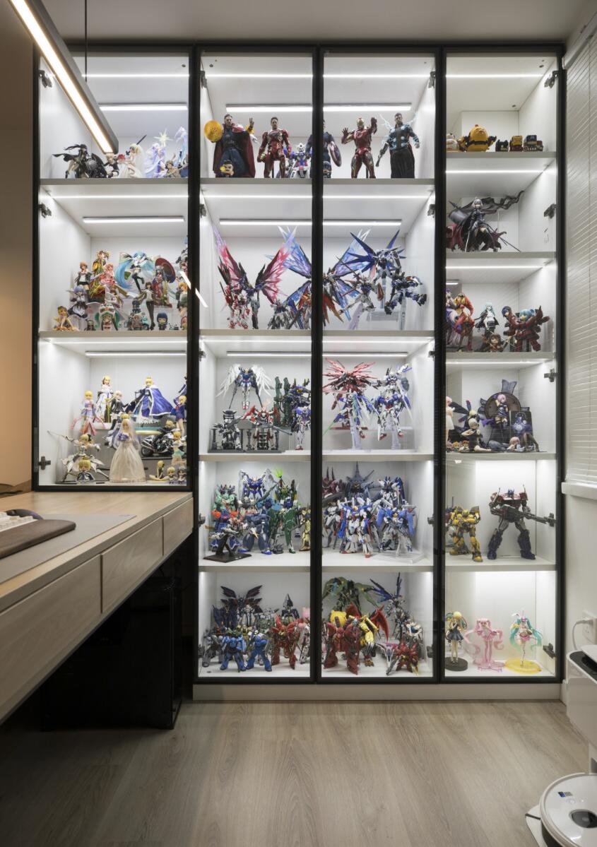 小拾谈装修|玄关做转角柜，客厅一分为二，这个家我看不到一点浪费，太实用了